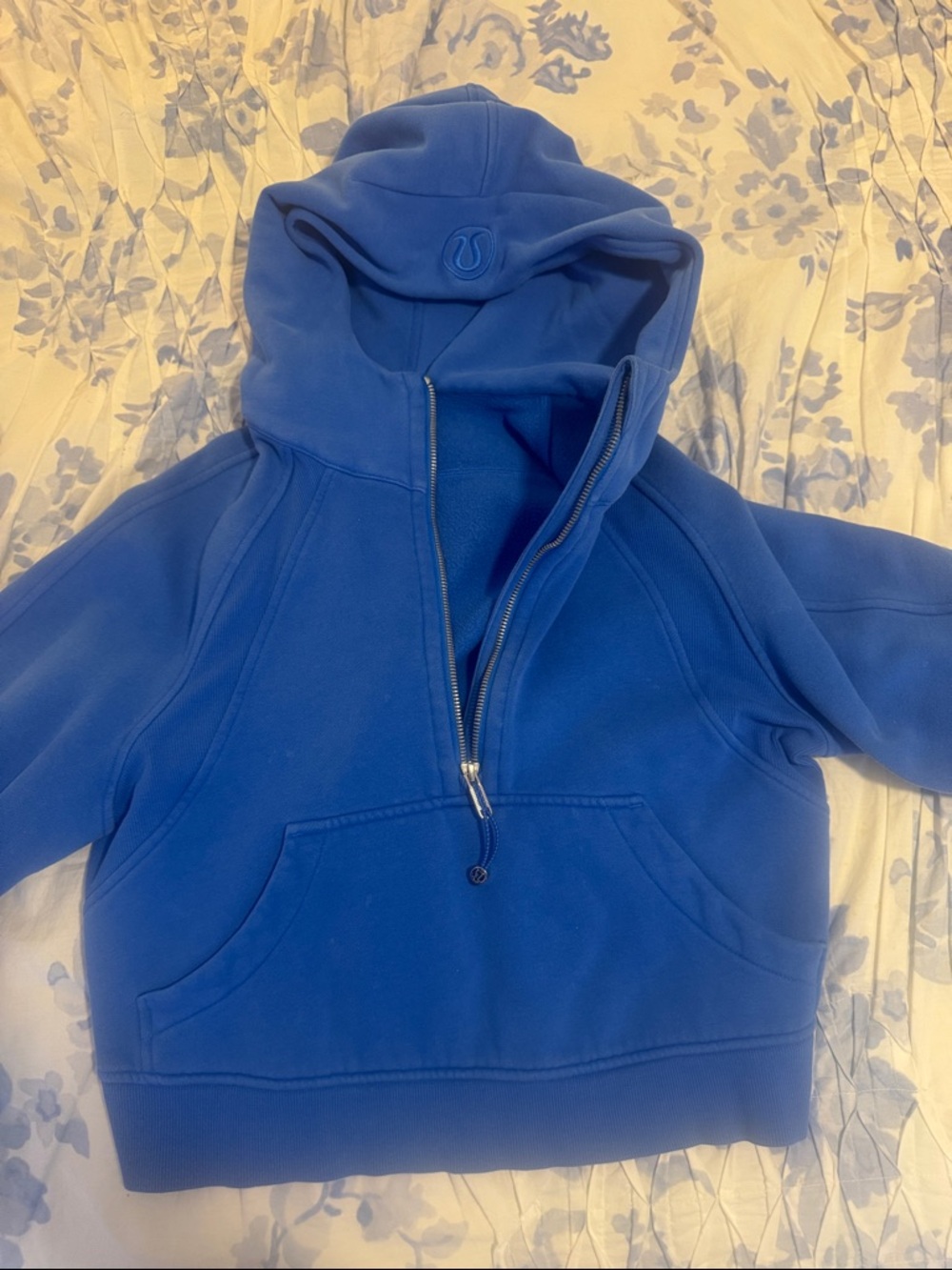 LULULEMON HALF ZIP BLUE SCUBA (SIZE S/M) HOOD